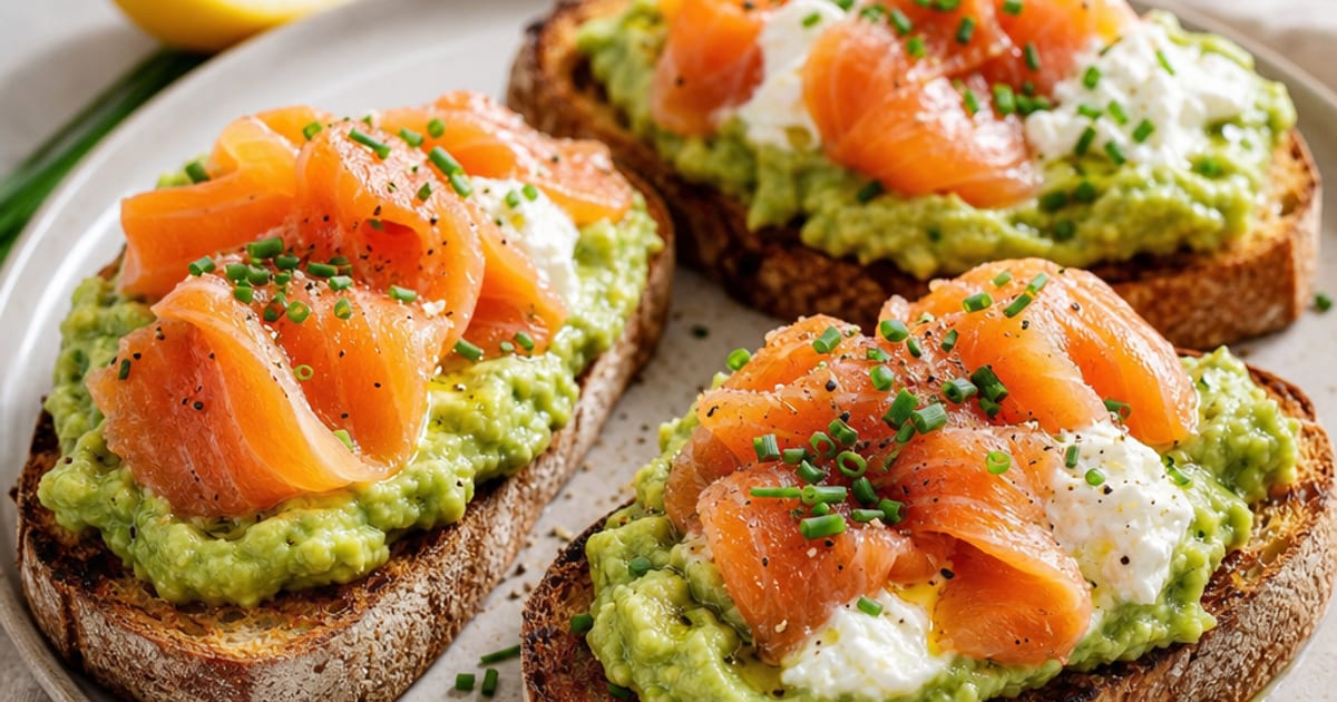 Tartines brunch avocat & saumon fumé