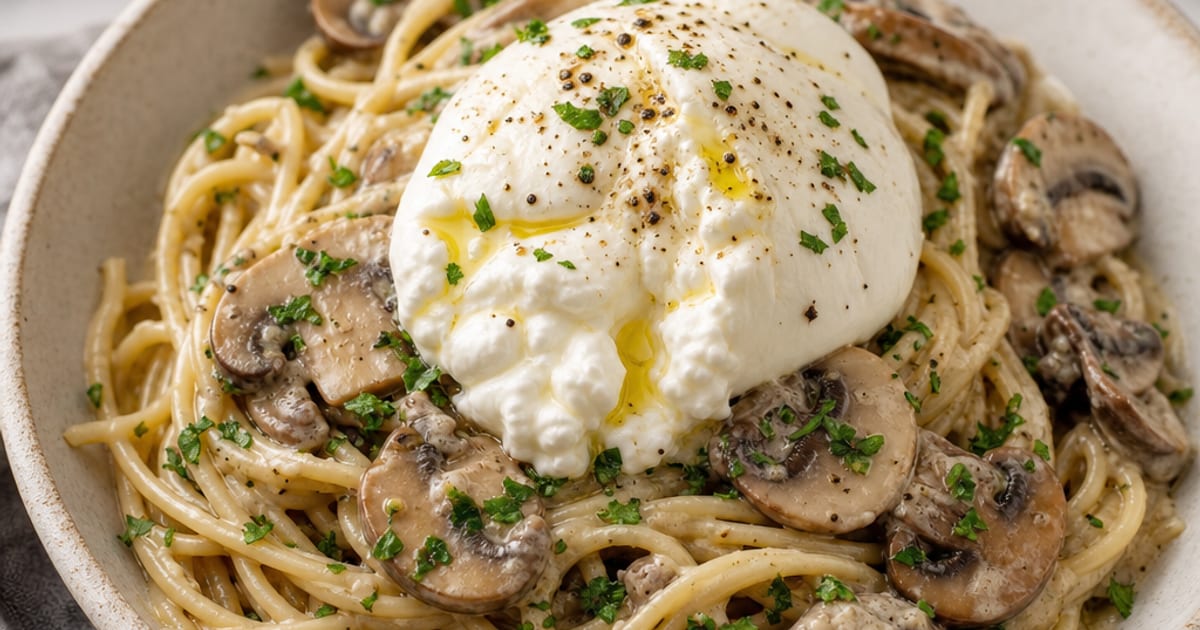 Spaghetti crème aux champignons et burrata