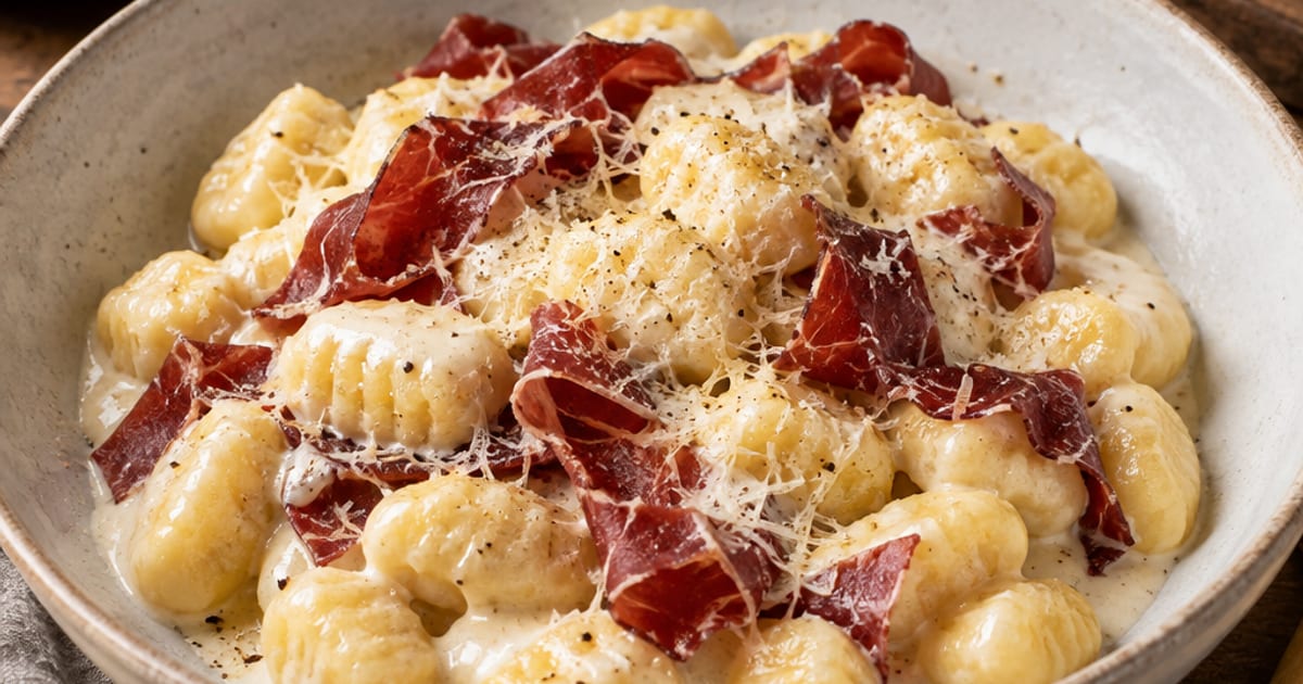 Gnocchis sauce parmesan & viande des Grisons
